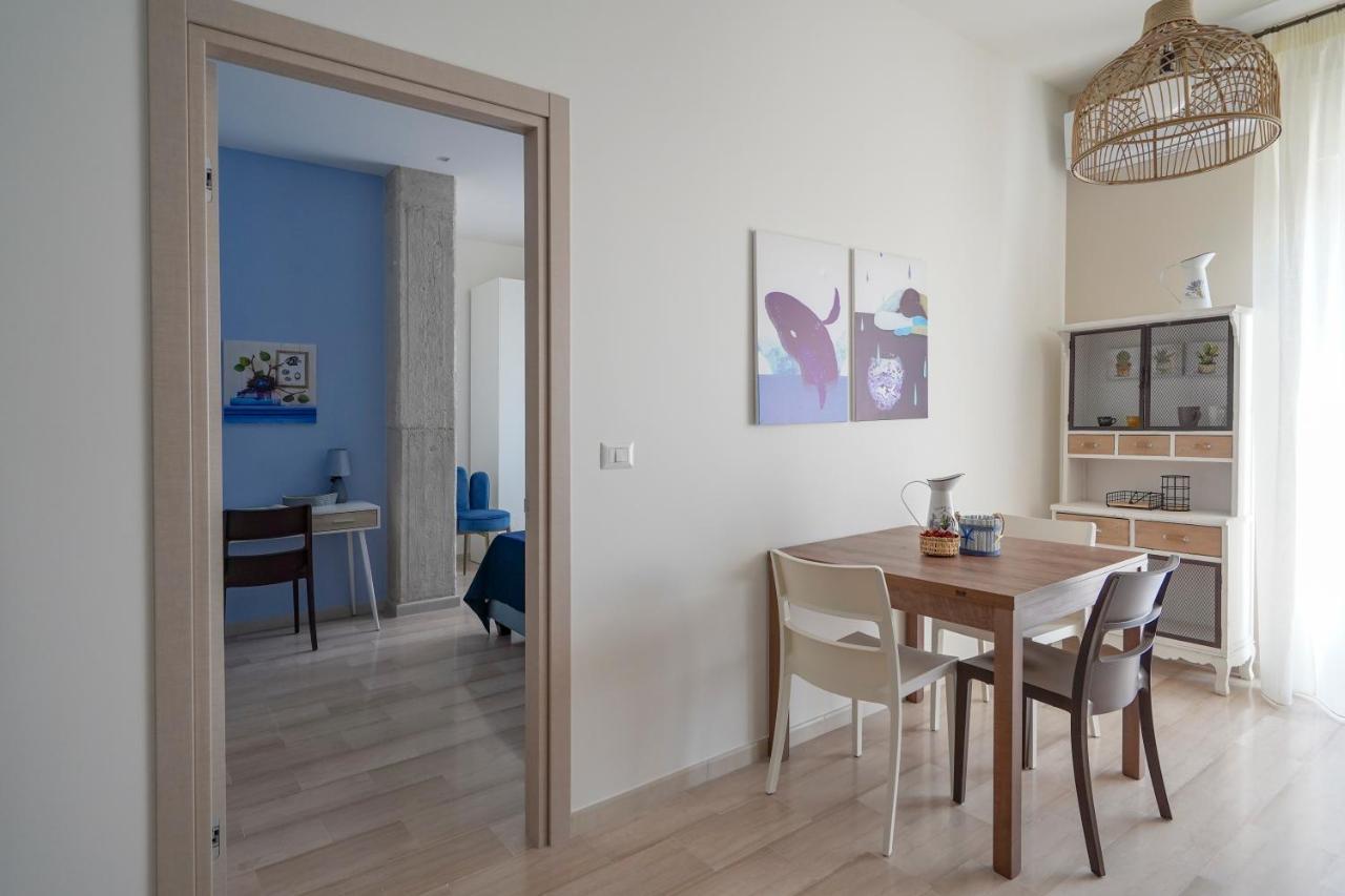 Mediterranea Apartment- Central Station - Free Wifi&Netflix Bari Exterior photo